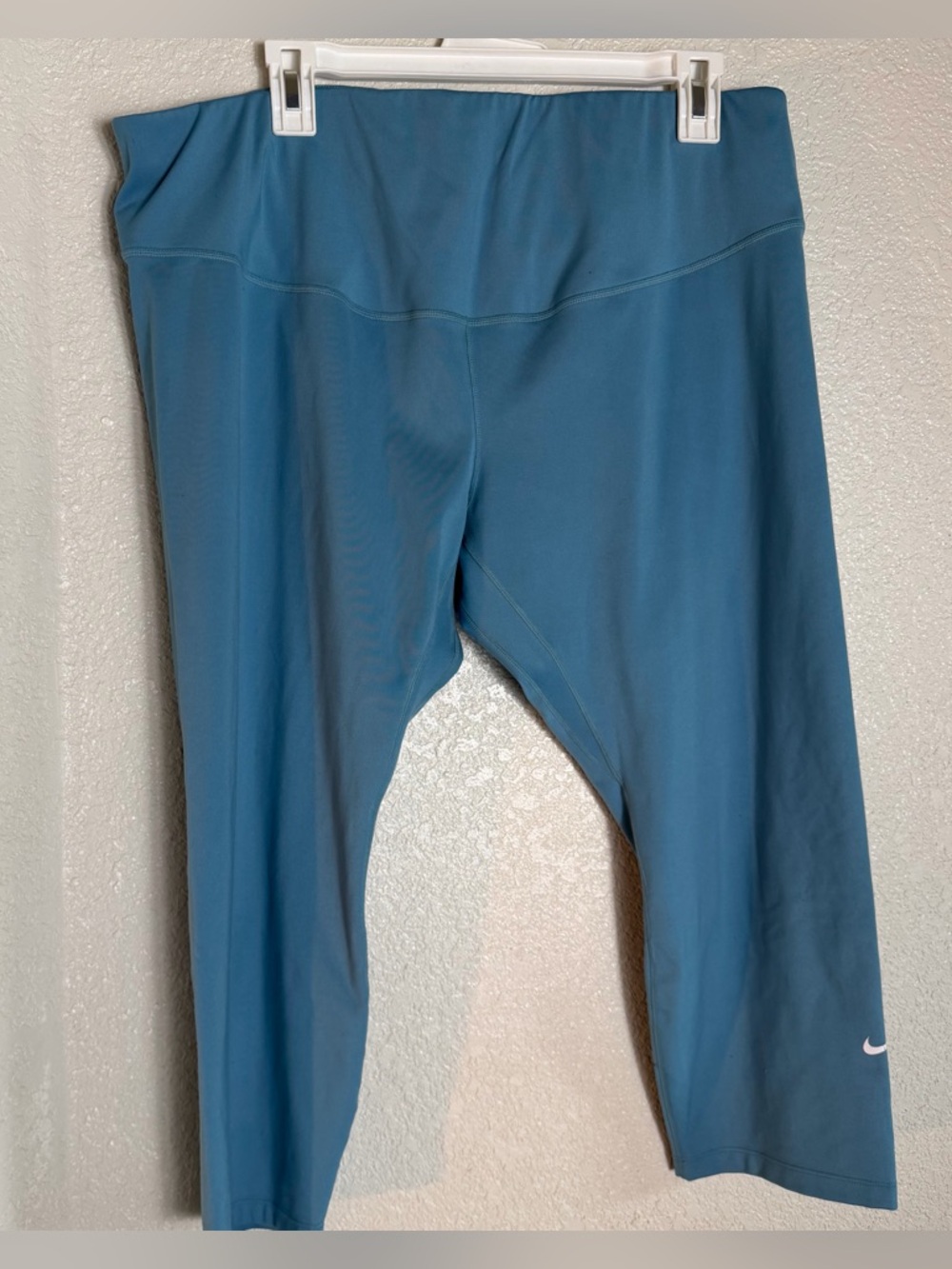 Nike Teal Capri Leggings